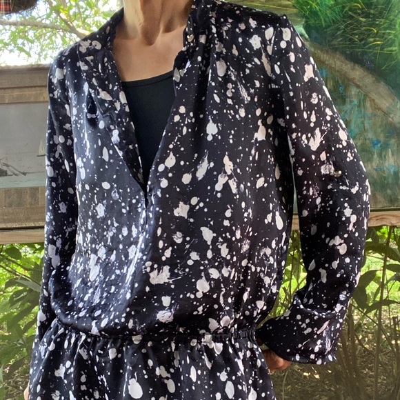 MICHAEL Michael Kors Tops - Michael Kors black with a white splatter paint pattern blouse. Size medium